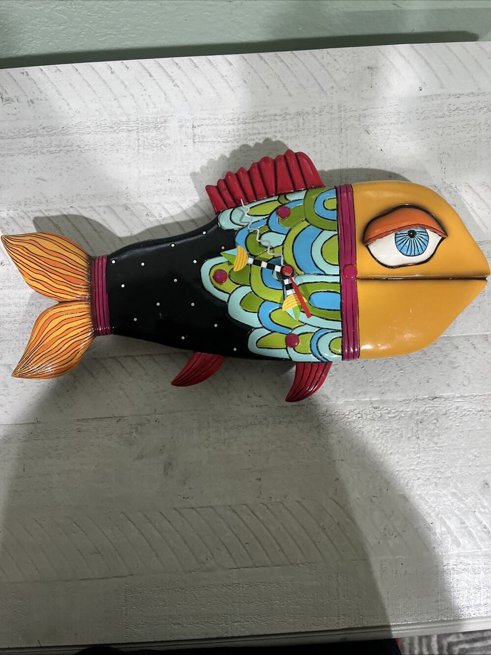 Allen Designs Sail Away Fishy Wall Clock Works not complete no pendulum Read